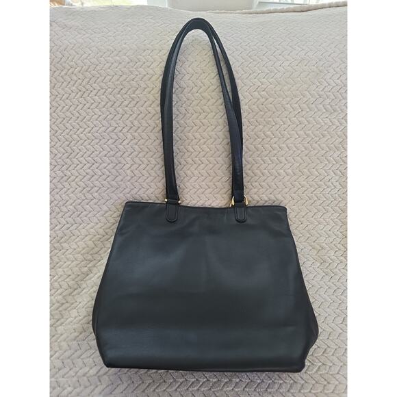 VTG SAS SOFT CLASSIC LEATHER BLACK PURSE QUALITY W/ Charm 9 1/2”x 9 1/2”x 4” - Picture 1 of 6